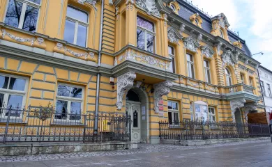 miejska biblioteka publiczna Oddział dla Dzieci i Młodzieży