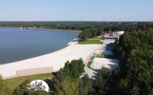 Plaża w Smardzewicach nad Zalewem Sulejowskim